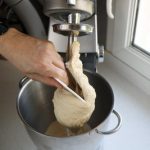 A few tips for effective kneading at home