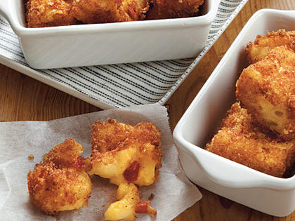 Macaroni-and-Pimiento Cheese Bites