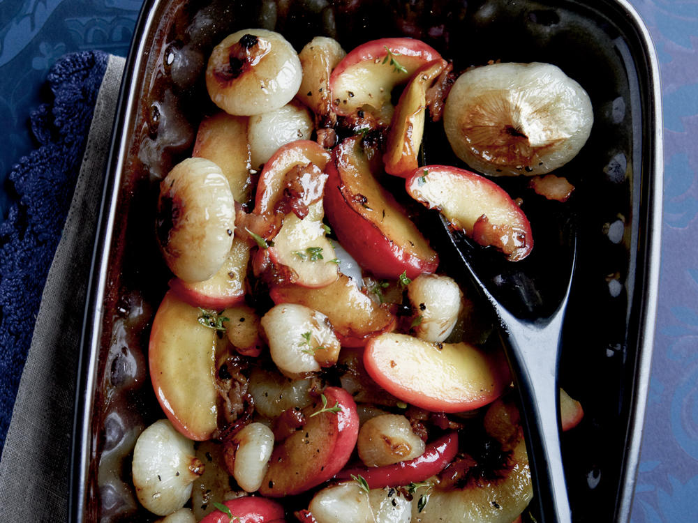Cipollini and Apples with Bacon