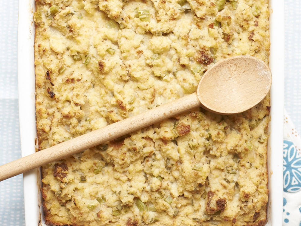 <p>Cornbread Dressing</p>
             