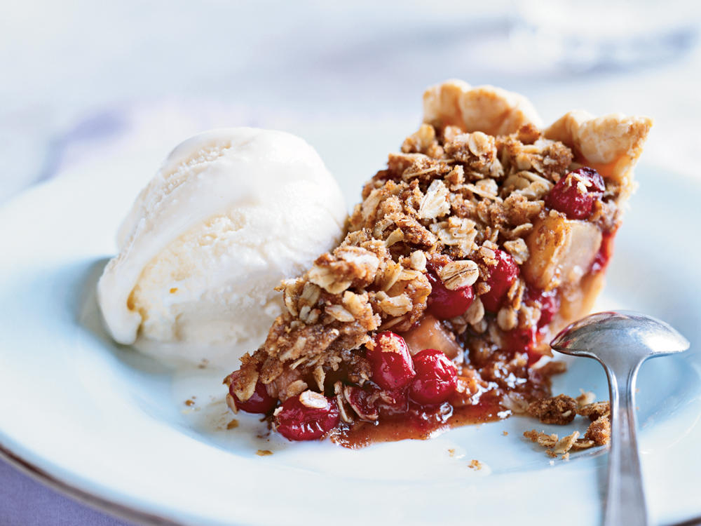 Pear-Cranberry Pie with Oatmeal Streusel