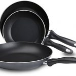 T-fal B363S3 Specialty Nonstick Omelette Pan 8-Inc...