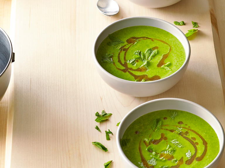 Creamy Spinach Chickpea Soup