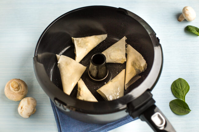 1571878807 468 Tofu And Spinach Samosas – Easy Cheesy Vegetarian, Cooks Pantry