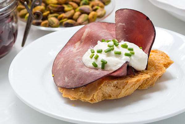 Roast Beef Crostini