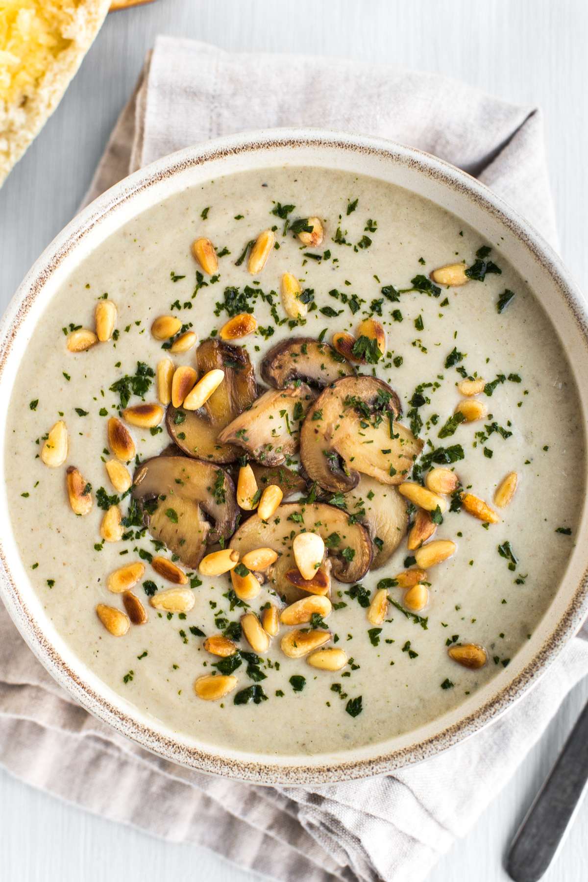Vegan cream of mushroom soup – Easy Cheesy - Cooks Pantry