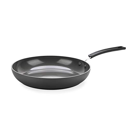 Cookware and bakeware